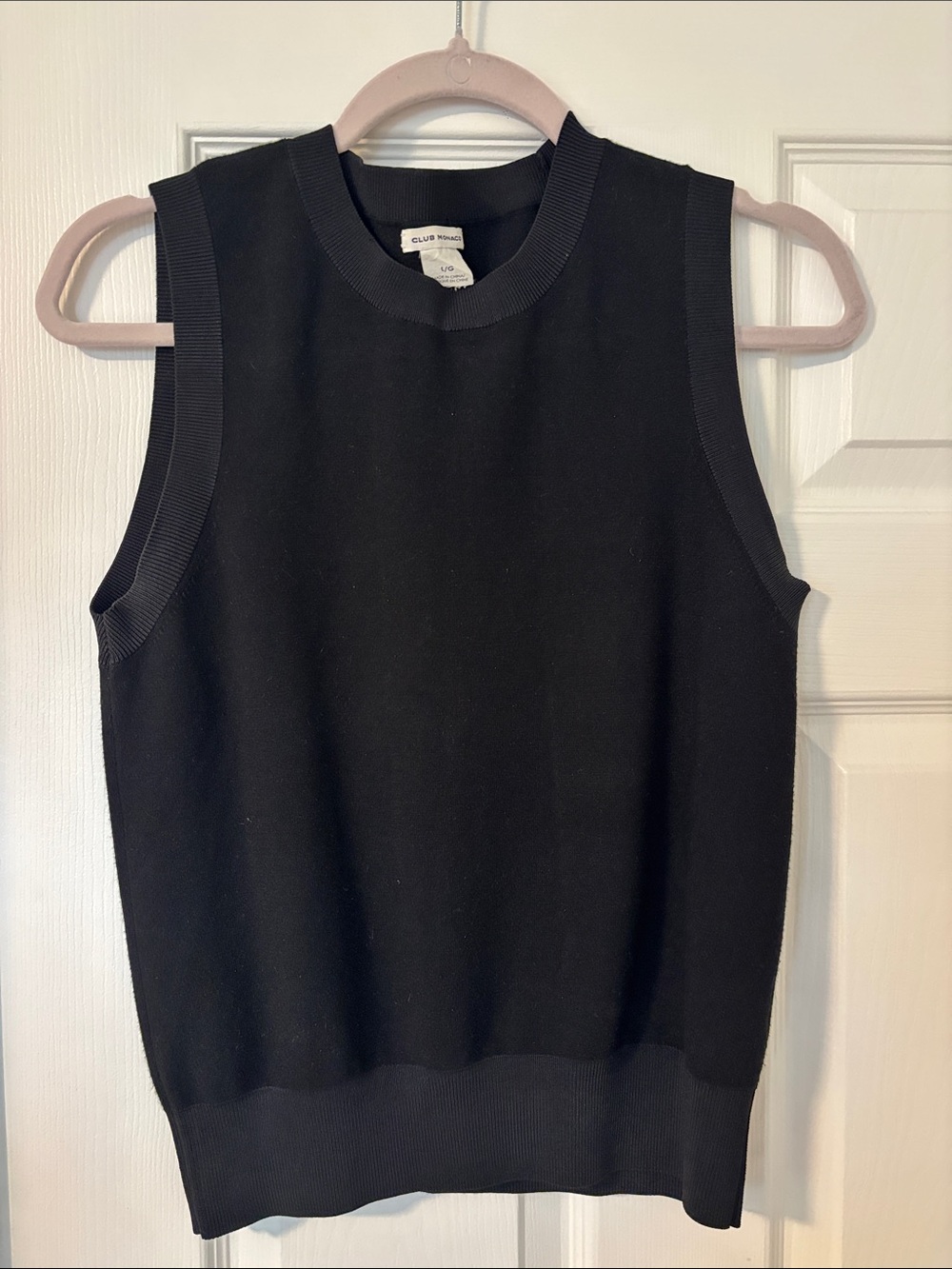 Club Monaco Black Sleeveless Knit Pullover Vest